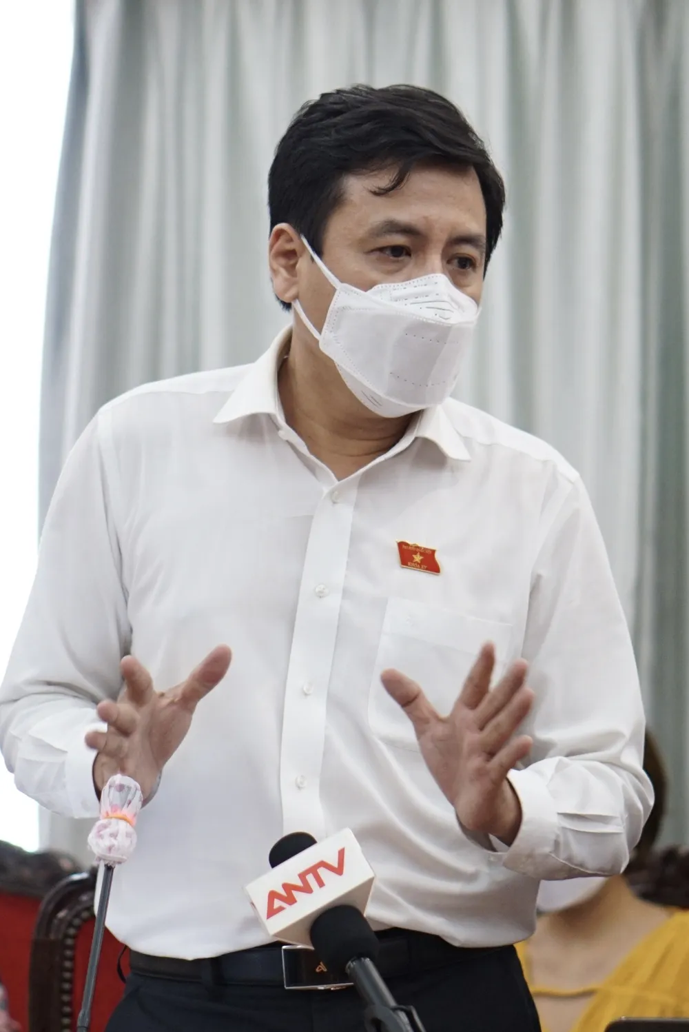 Đại biểu Quốc hội đề nghị cách hỗ trợ thiết thực là xóa bỏ “giấy phép con” ảnh 3