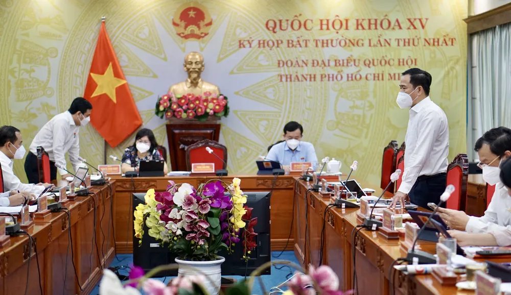 Đại biểu Quốc hội: Tại sao tiền đổ vào bất động sản nhiều mà không đổ vào cao tốc Bắc – Nam? ảnh 1