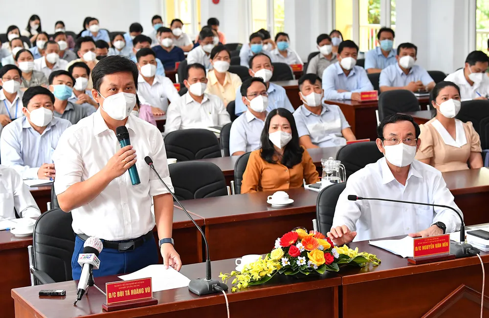 Bí thư Thành ủy TPHCM Nguyễn Văn Nên: quyết tâm bù lại những mất mát do dịch Covid-19 ảnh 7