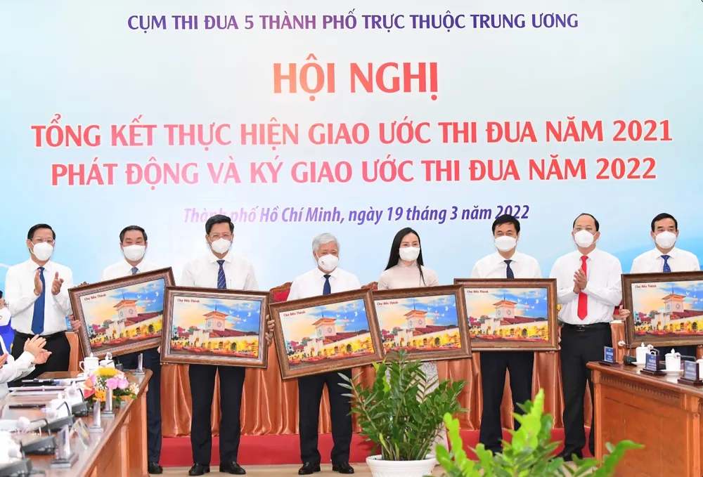 Nâng cao tỷ lệ khen thưởng đối với công nhân, nông dân, người lao động ảnh 5