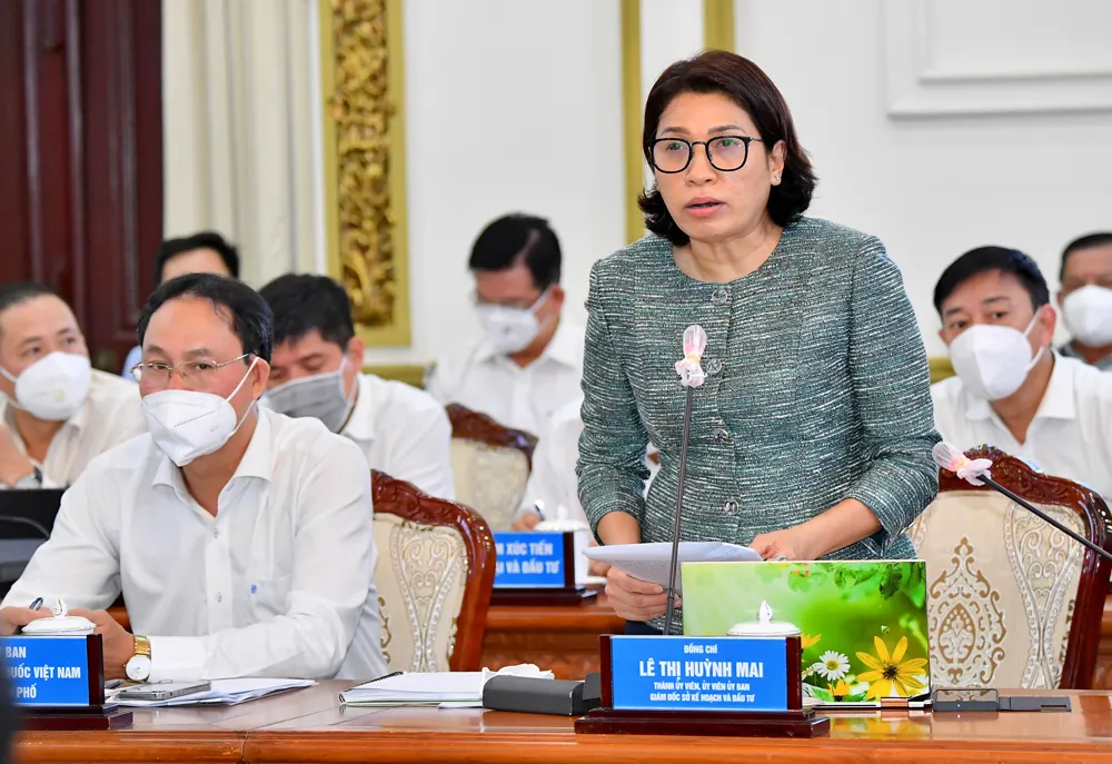 Kinh tế TPHCM phục hồi mạnh mẽ, tăng trưởng từ âm lên dương ảnh 1