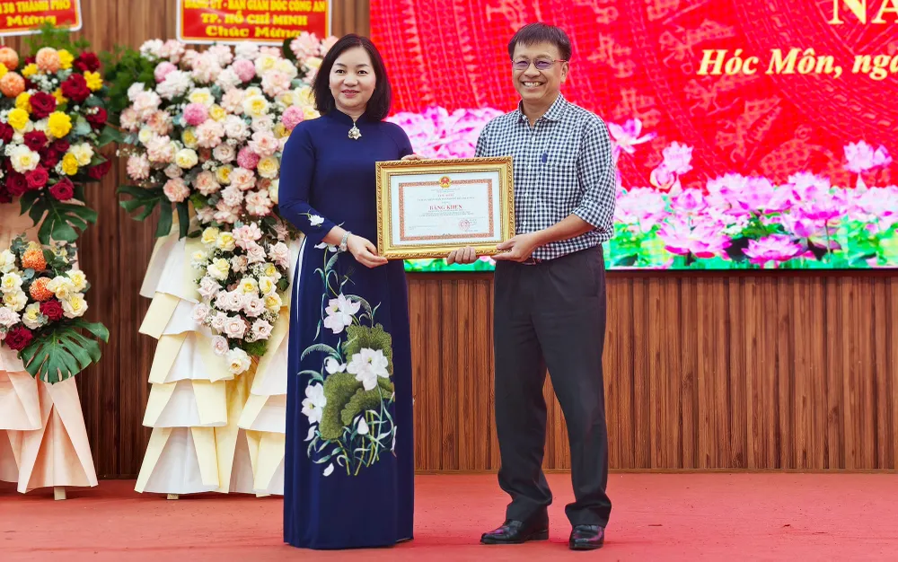 camera-ai-an-ninh-hoc-mon-phong-chong-toi-pham-00.jpg