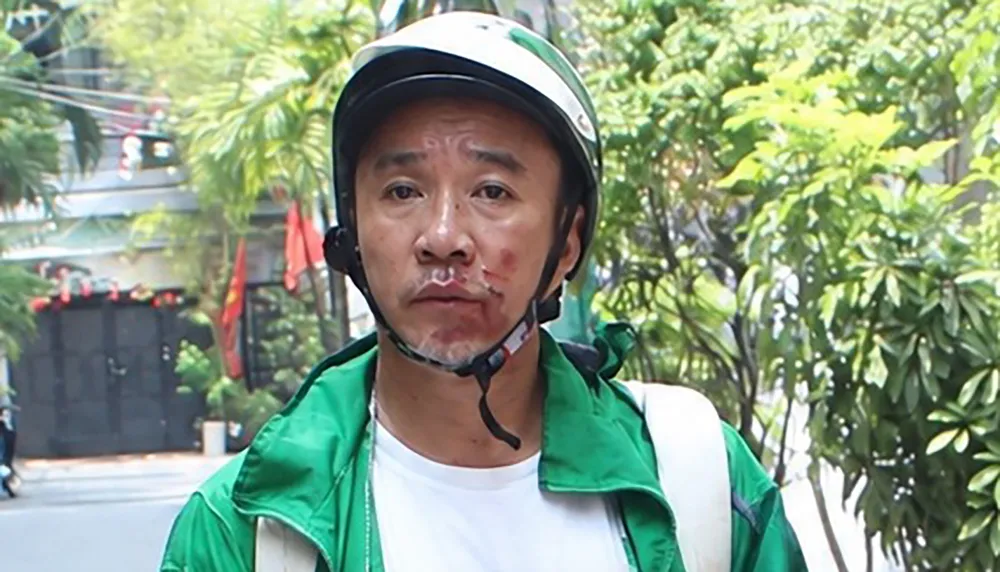 cong-an-tphcm-khoi-to-bat-tam-giam-hoang-bac-si-tai-pham-cuop-giat-0.jpg