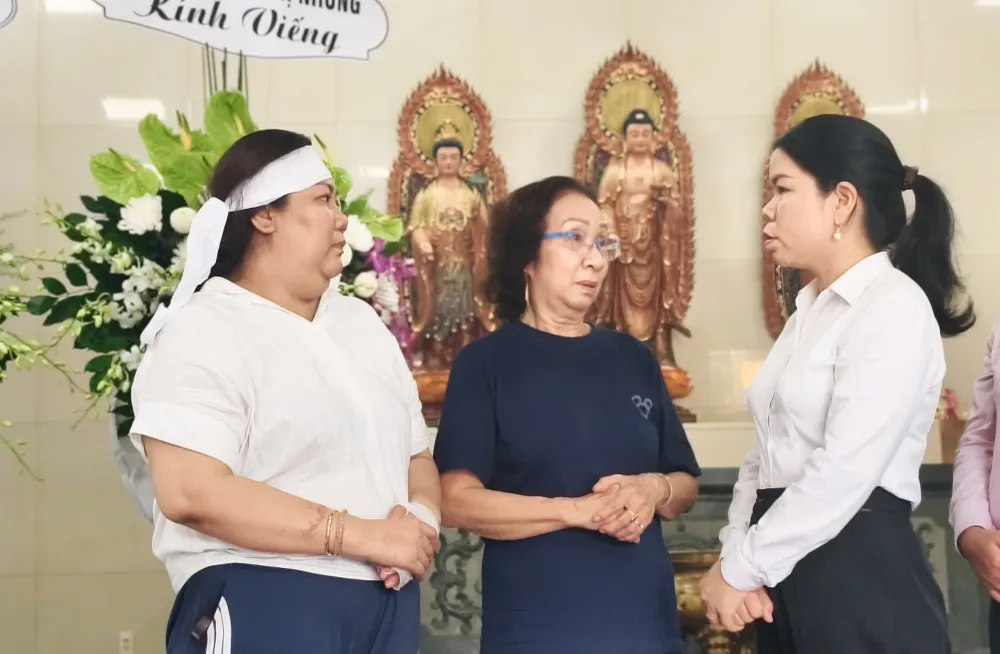 vu-chay-phuong-binh-loi-trung-tphm-ho-tro-nan-nhan-9.jpg
