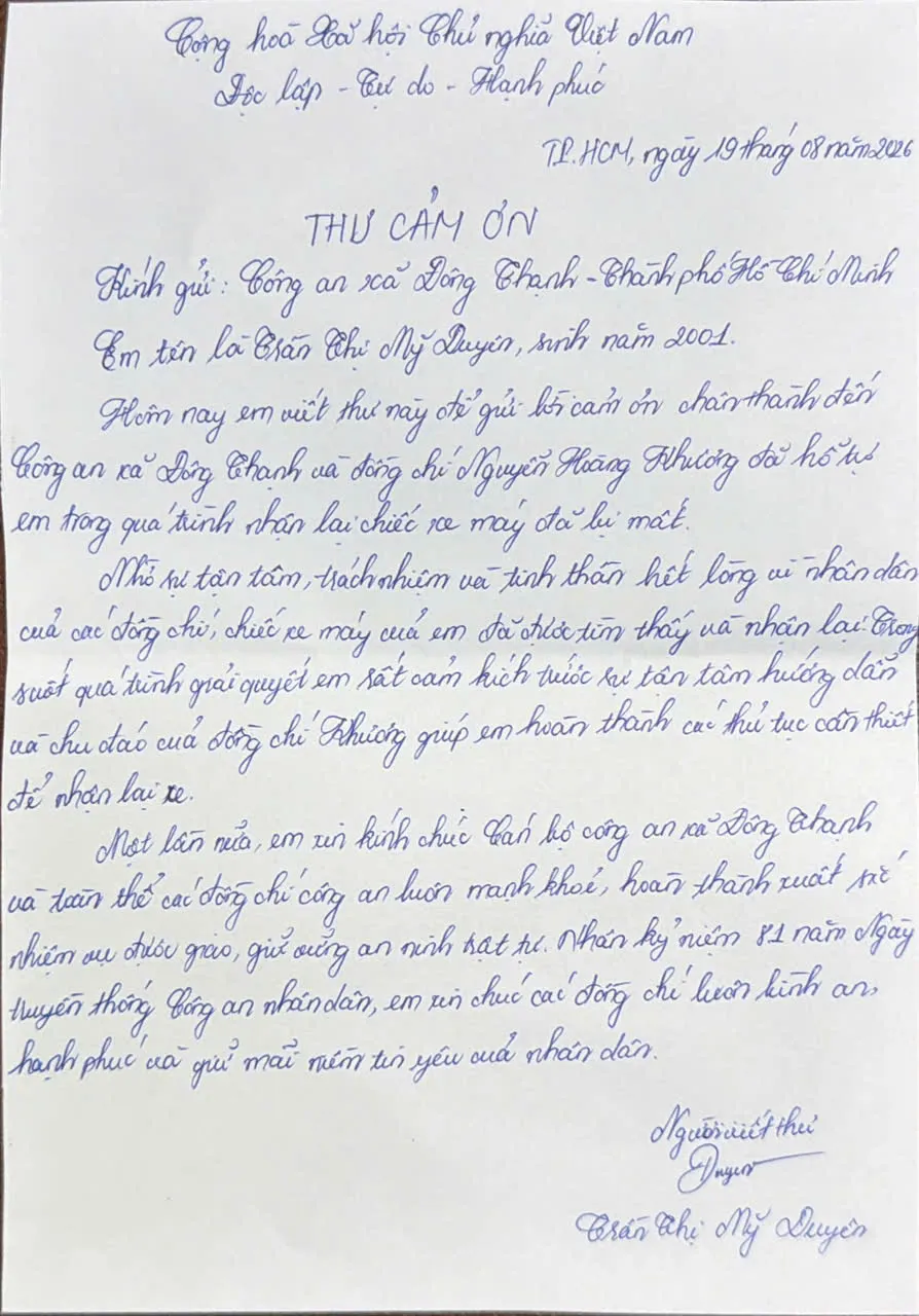 co-gai-viet-thu-cam-on-cong-an.jpg