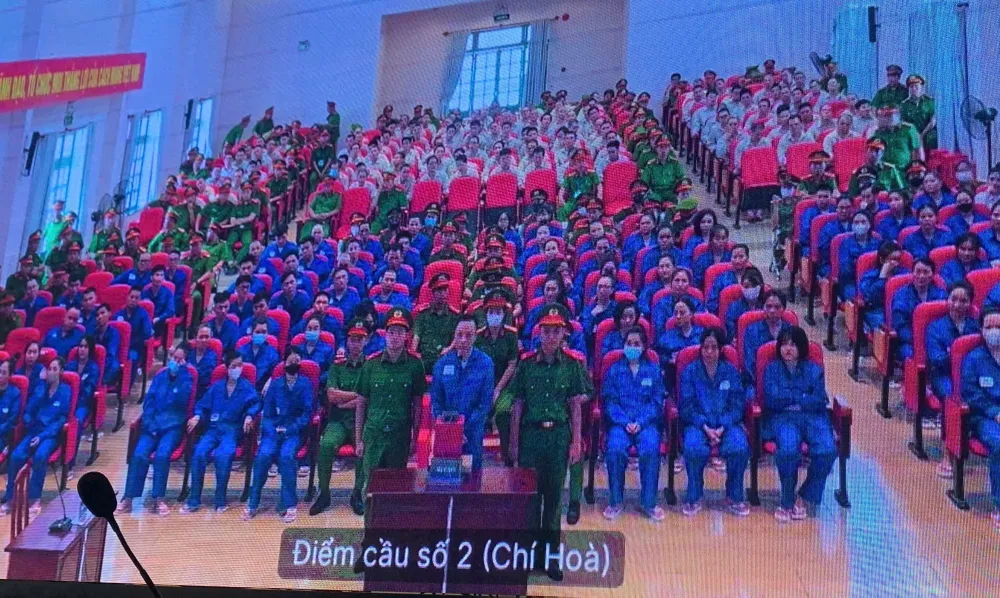 cuu-giam-doc-ngan-hang-khai-ve-so-tien-3-ty-dong-cua-nguoi-tinh.jpg