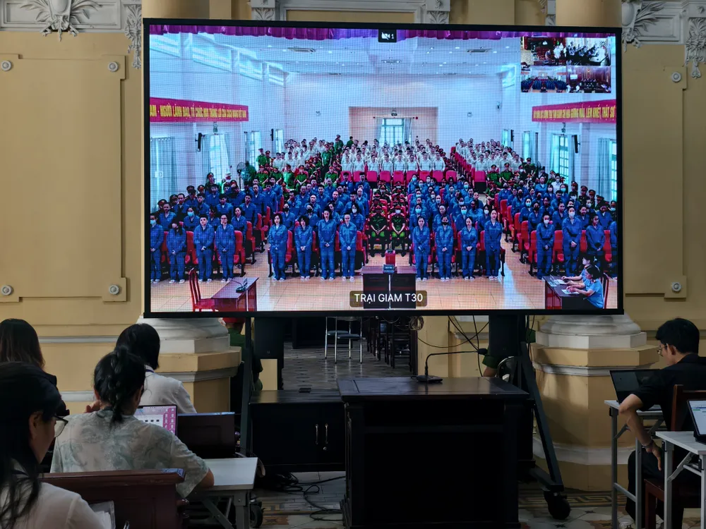 tand-tphcm-tuyen-an-227-bi-cao-chuyen-an-ma-tuy-vn10 (8).jpg