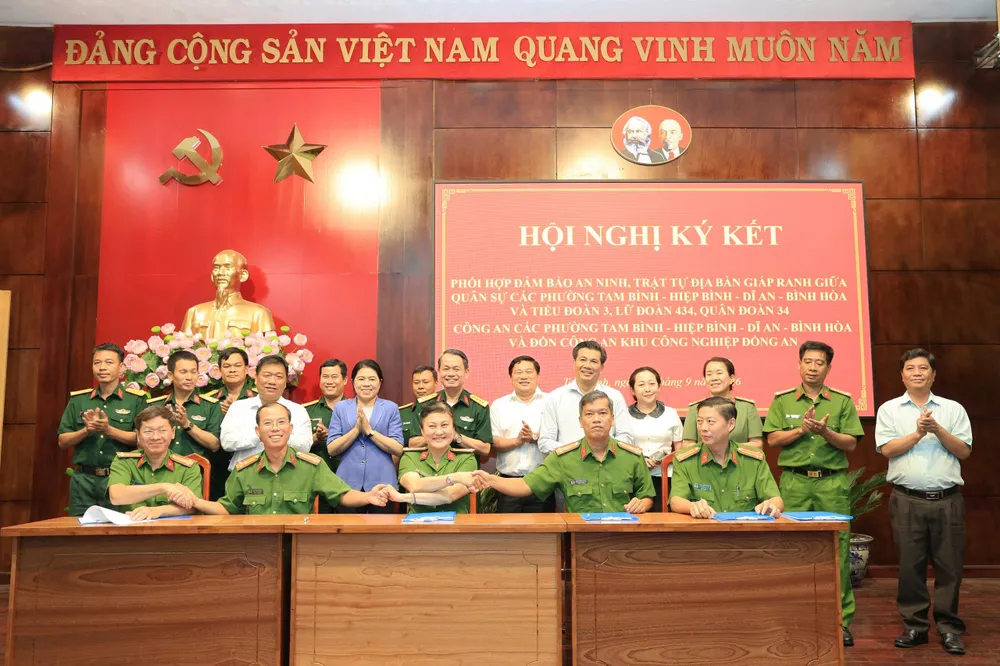 cong-an-quan-su-5-dia-ban-giap-ranh-ky-ket-phoi-hop-dam-bao-antt-09.jpg