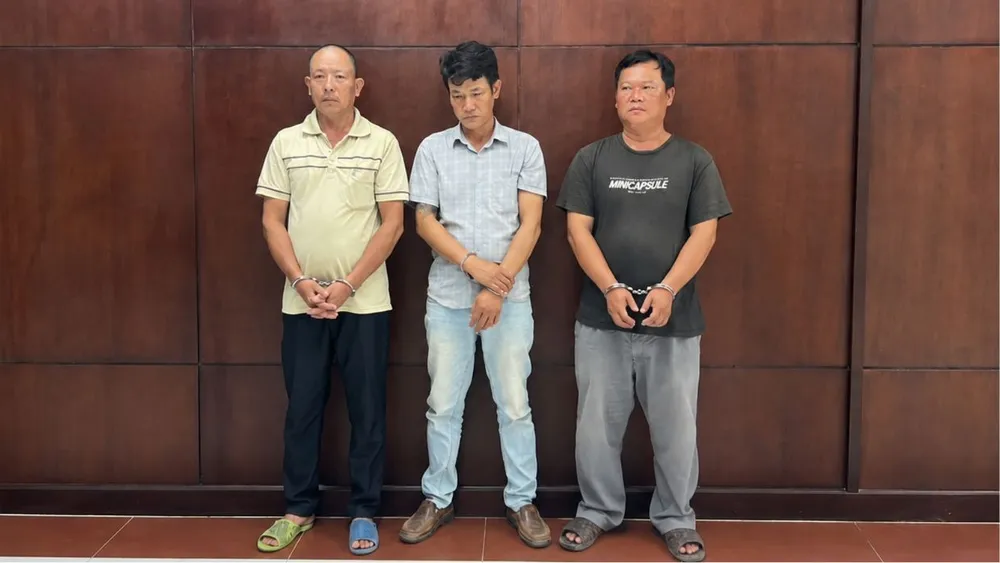 bat-10-nguoi-san-xuat-gas-gia-tphcm-tri-gia-hon-16-ty-dong (1).png