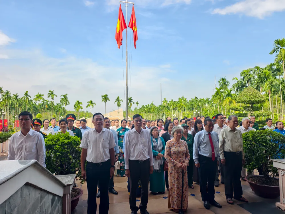 Xã Bà Điểm họp mặt kỷ niệm 81 năm thành lập Lực lượng Giải phóng quân liên quận