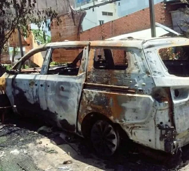 Quán cà phê bị cháy nghi do “bom xăng“ ảnh 1