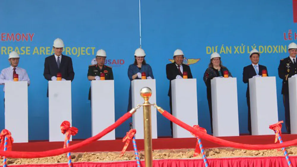 Khởi công dự án hơn 390 triệu USD nhằm xử lý chất độc dioxin tại sân bay Biên Hòa  ảnh 1