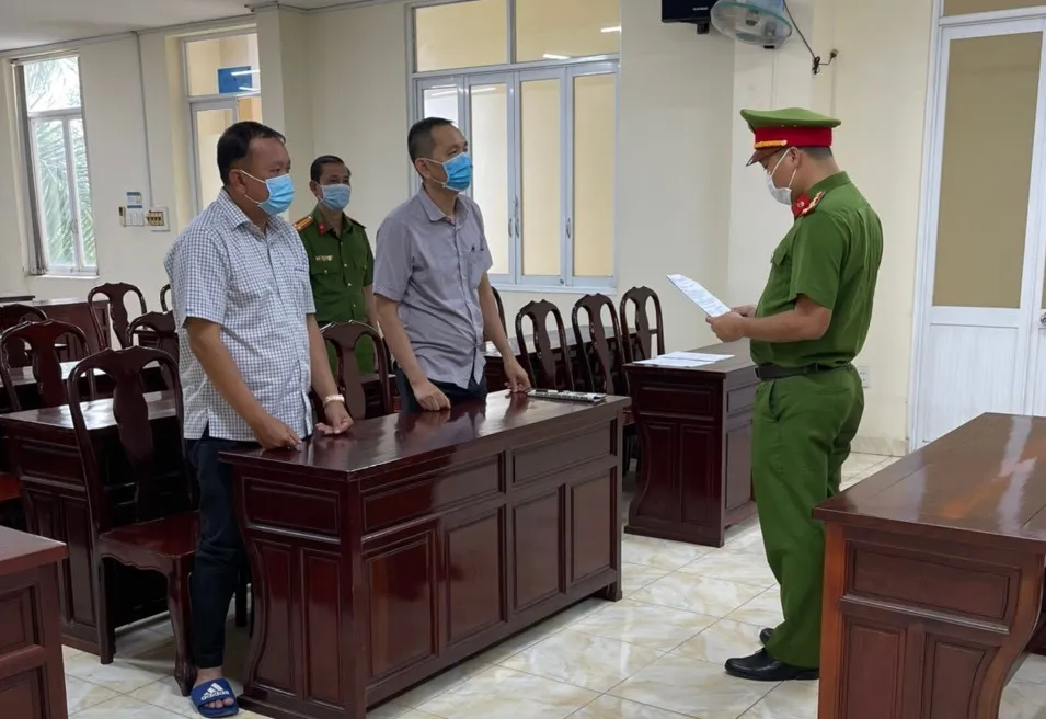 Công an công bố quyết định khởi tố bị can