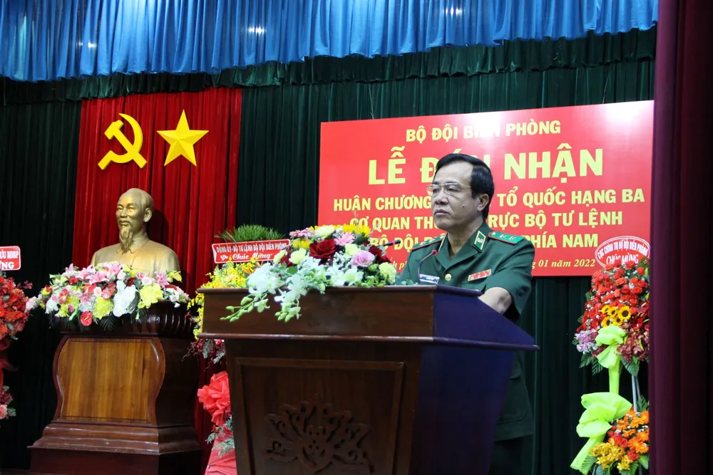 Bộ đội Biên phòng phía Nam đón nhận Huân chương Bảo vệ Tổ quốc hạng Ba  ảnh 1