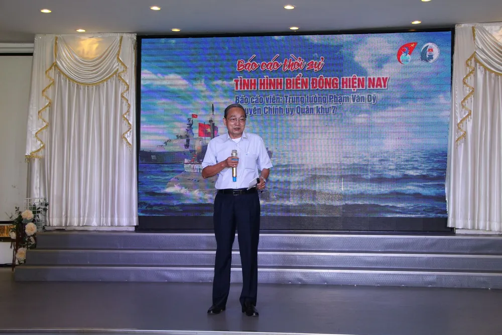 Họp mặt “Vì Hoàng Sa - Trường Sa thân yêu” ảnh 3