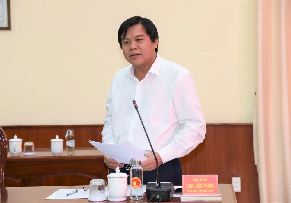 Báo Sài Gòn Giải Phóng và Cục Chính trị Quân khu 7 ký kết phối hợp tuyên truyền ảnh 1