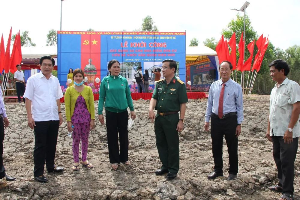 Thêm 4 điểm dân cư biên giới tại huyện Đức Huệ, tỉnh Long An ảnh 1