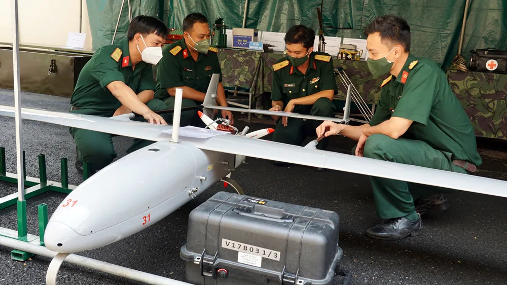 Bộ Tư lệnh TPHCM tổng kết 10 năm nâng cao chất lượng huấn luyện ảnh 2