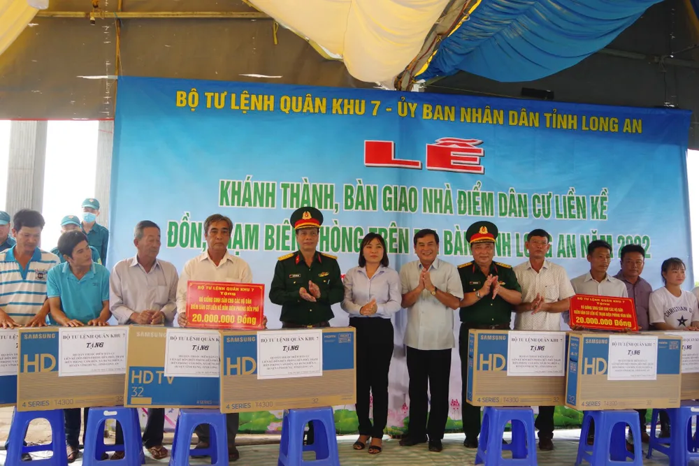 Long An khánh thành điểm dân cư liền kề Đồn, Trạm Biên phòng ảnh 3