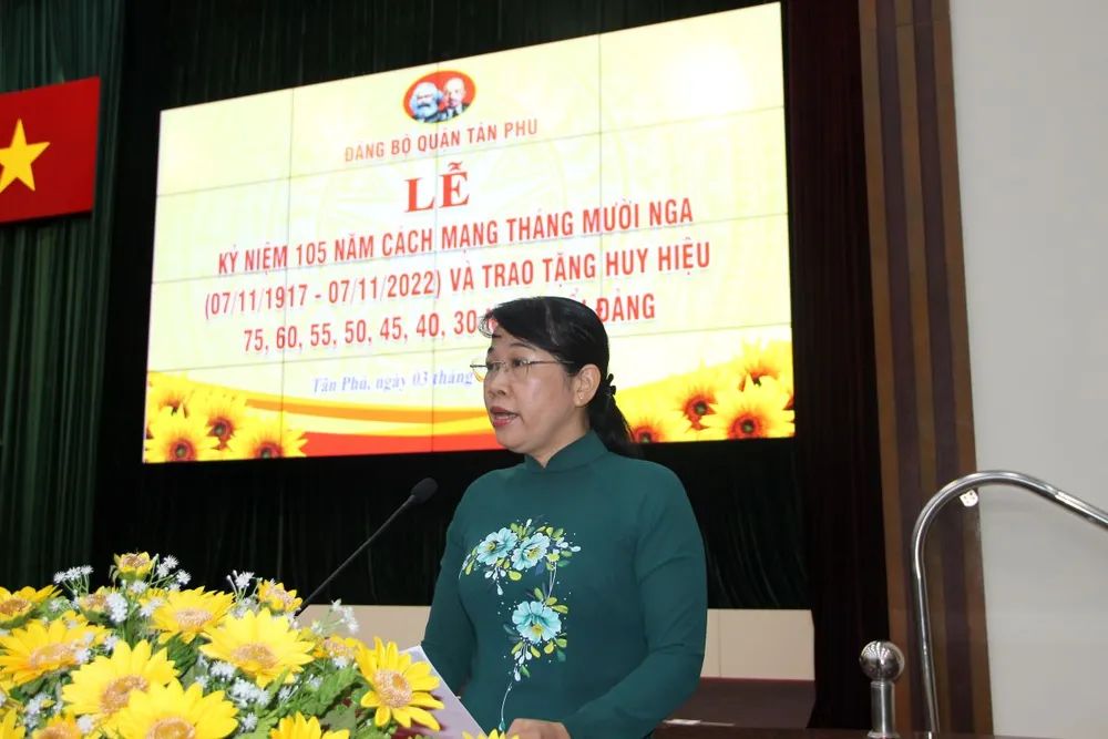 Quận Tân Phú ​kỷ niệm 105 năm Cách mạng Tháng Mười Nga ảnh 2