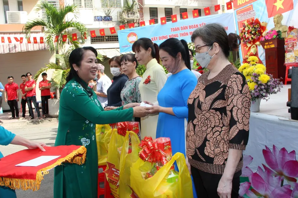 Chung tay xây dựng thành phố đầy tình yêu thương, nơi đáng sống hơn ảnh 1