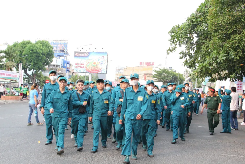 Lực lượng Dân quân tự vệ luôn đi đầu trong các phong trào thể dục thể thao. Ảnh: TRẦN YÊN