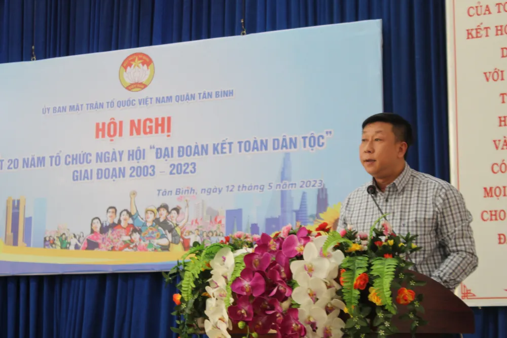 Lãnh đạo Ủy ban MTTQ Việt Nam quận Tân Bình phát biểu báo cáo kết quả hoạt động Lãnh đạo Ủy ban MTTQ Việt Nam quận Tân Bình phát biểu báo cáo kết quả hoạt động