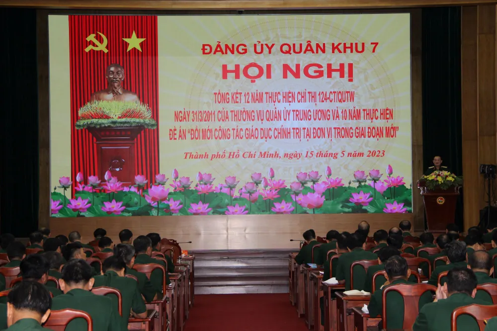 Quang cảnh hội nghị tại hội trường Bộ Tư lệnh Quân khu 7