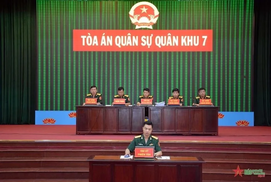 Xét xử vụ phát tán tin giả "nữ sinh HUFLIT bị xâm hại ở trường quân sự"