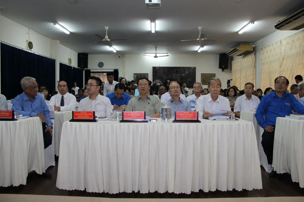 Các đại biểu tham dự tọa đàm Các đại biểu tham dự tọa đàm