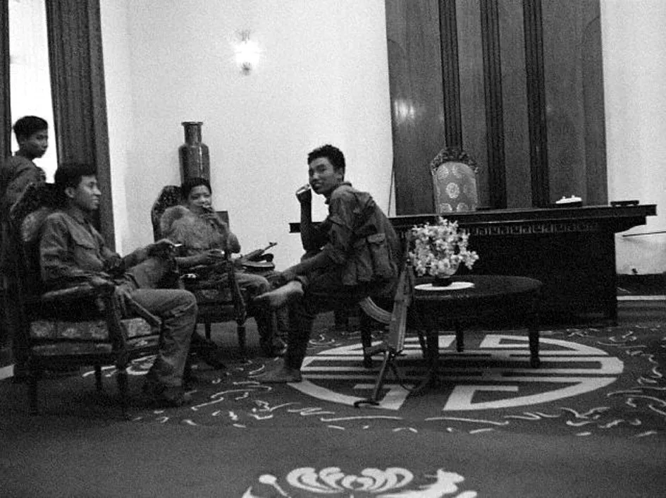 Dinh Độc Lập ngày 30-4-1975 ảnh 4