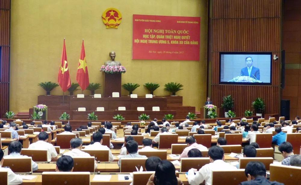 Thủ tướng: Thống nhất ý chí và hành động, sớm đưa Nghị quyết Trung ương 5 vào cuộc sống ảnh 1