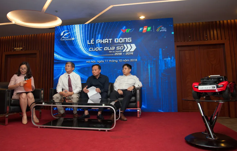 Khởi động cuộc thi lập trình xe tự hành quy mô châu Á ảnh 1