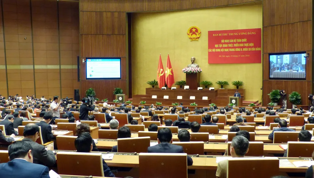 Chức vụ càng cao càng phải gương mẫu nêu gương ảnh 2