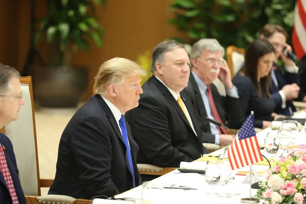 Thủ tướng Nguyễn Xuân Phúc hội kiến Tổng thống Donald Trump ảnh 9