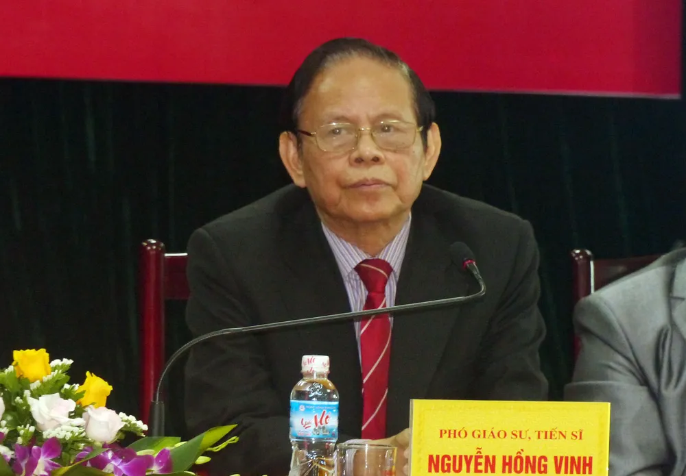 Cán bộ, đảng viên nếu thấy không xứng đáng thì nên từ chức ảnh 5