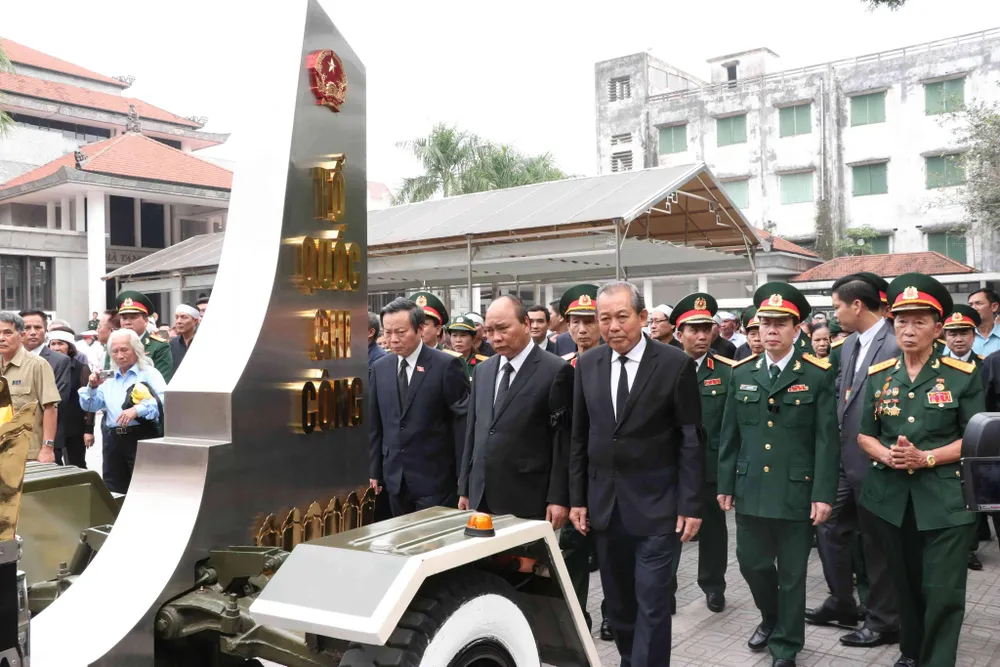 Tiễn đưa Trung tướng Đồng Sỹ Nguyên về nơi an nghỉ cuối cùng ảnh 8