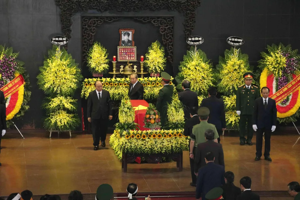 Tiễn đưa Trung tướng Đồng Sỹ Nguyên về nơi an nghỉ cuối cùng ảnh 1