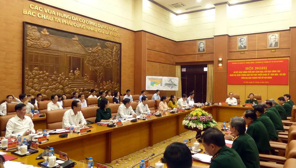 Xây dựng TPHCM thành khu vực phòng thủ vững chắc tương xứng với tiềm năng và thế mạnh  ảnh 1