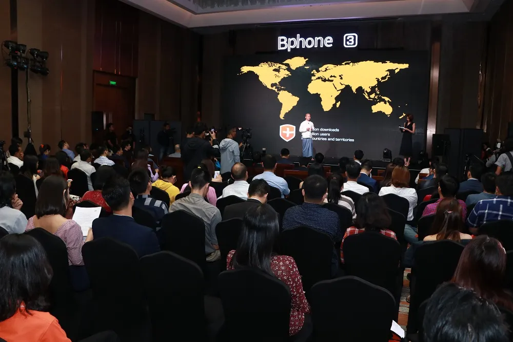 Bkav chính thức mở bán Bphone 3 ở Myanmar ảnh 2