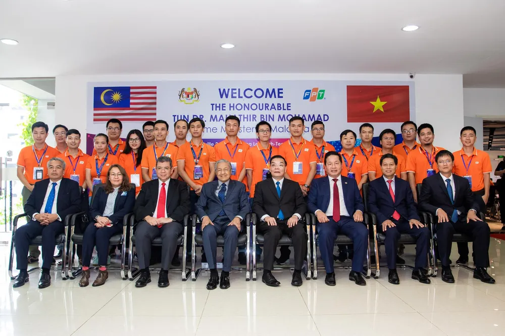 Thủ tướng Malaysia giao lưu về phát triển công nghệ và chuyển đổi số tại FPT ảnh 2
