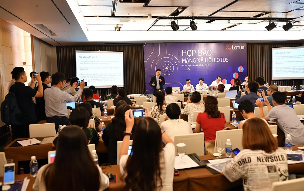Chính thức giới thiệu mạng xã hội Việt Lotus ảnh 1