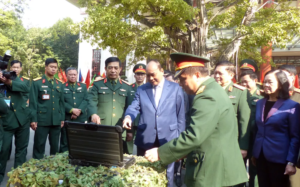 Bảo vệ vững chắc độc lập, chủ quyền, thống nhất, toàn vẹn lãnh thổ của Tổ quốc ảnh 4