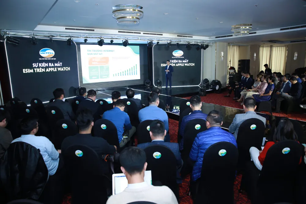 Viettel chính thức cung cấp eSim trên Apple Watch ảnh 1