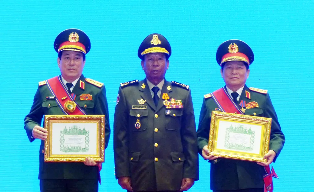 Khẳng định sự gắn bó và hợp tác toàn diện giữa ba nước Việt Nam - Lào - Campuchia ảnh 5