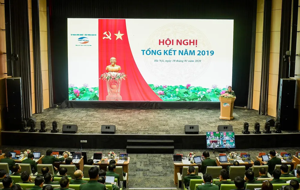 Tổng doanh thu của Viettel đạt hơn 251.000 tỷ đồng, chiếm 50% toàn ngành viễn thông ảnh 3