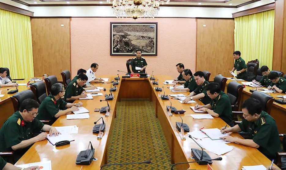 Tăng cường tuần tra, kiểm soát chặt chẽ các tuyến biên giới trên đất liền và biển ảnh 1