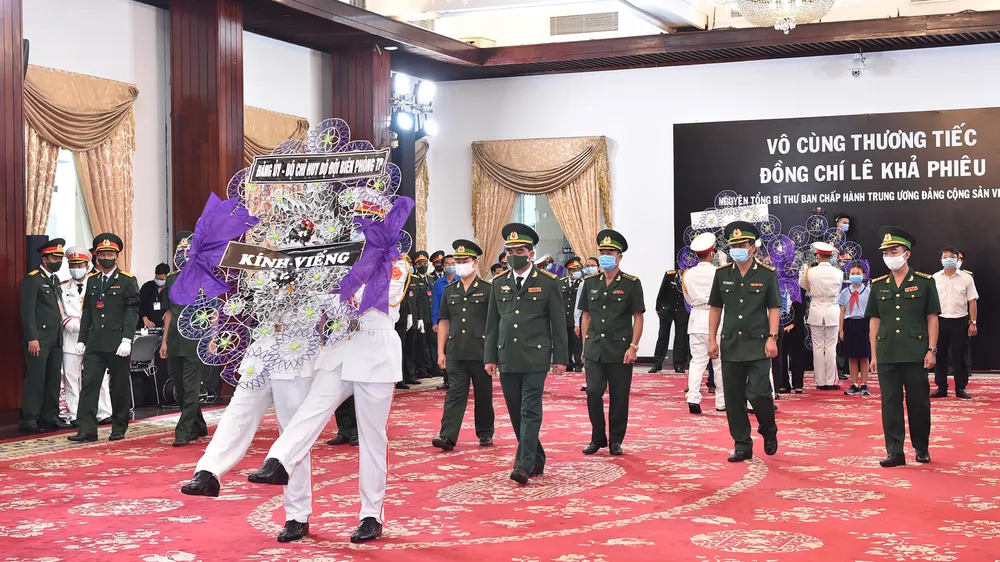 Cử hành trọng thể Quốc tang nguyên Tổng Bí thư Lê Khả Phiêu ảnh 47