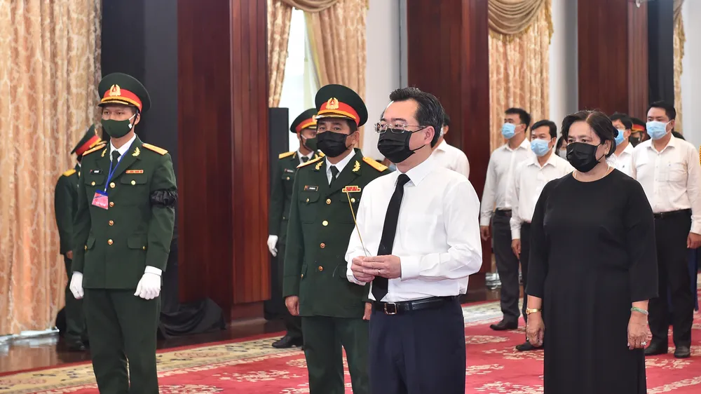 Cử hành trọng thể Quốc tang nguyên Tổng Bí thư Lê Khả Phiêu ảnh 52