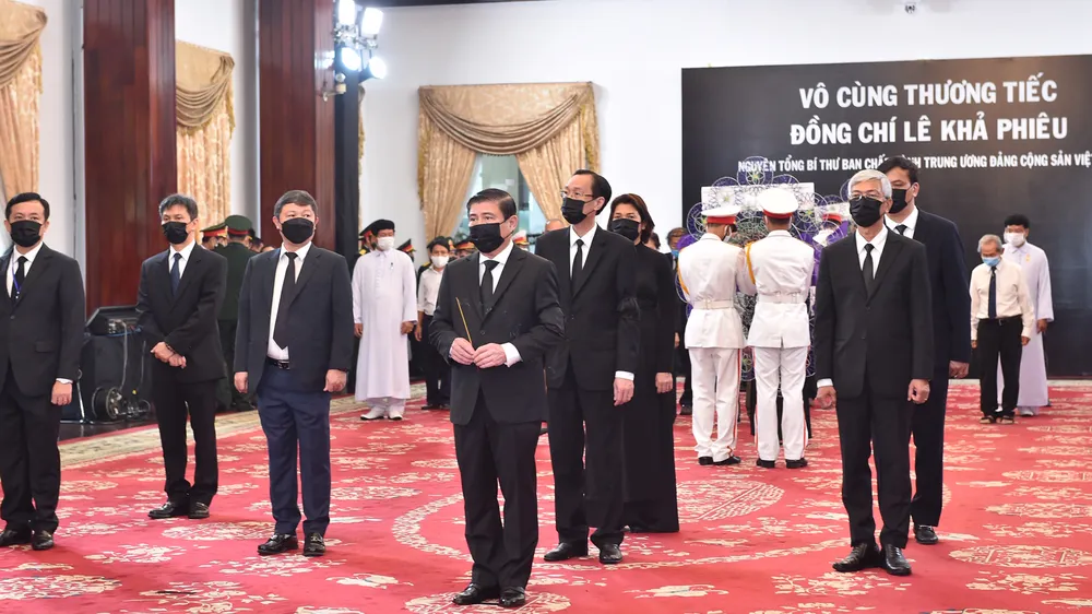 Cử hành trọng thể Quốc tang nguyên Tổng Bí thư Lê Khả Phiêu ảnh 38